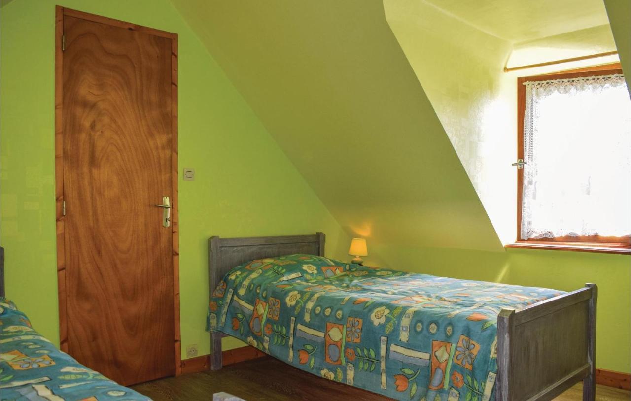 Nice Home In Plehedel With Wifi エクステリア 写真